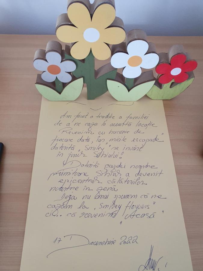 Smiley Flowers Sibiu Luaran gambar